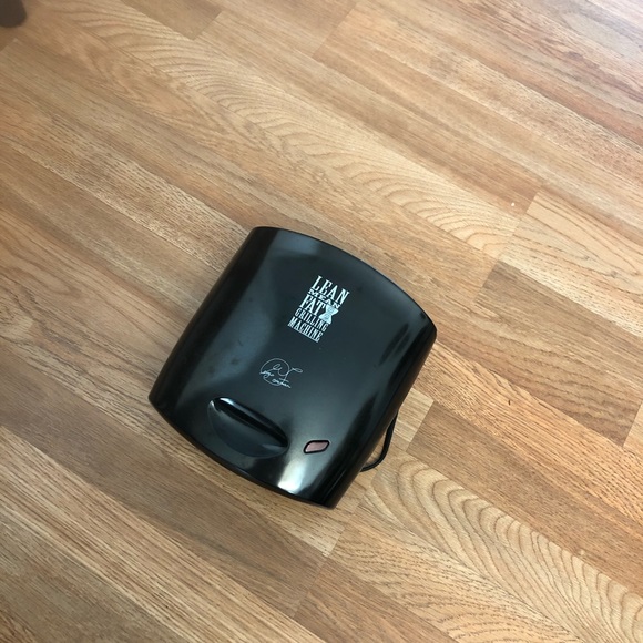 Mean Lean Fat Grilling Machine by George Foreman - Picture 2 of 6